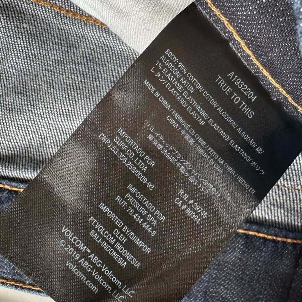 Volcom Solver Jeans Mens 30 Modern Fit Straight Leg Stretch Denim Dark Blue Wash - Picture 12 of 13